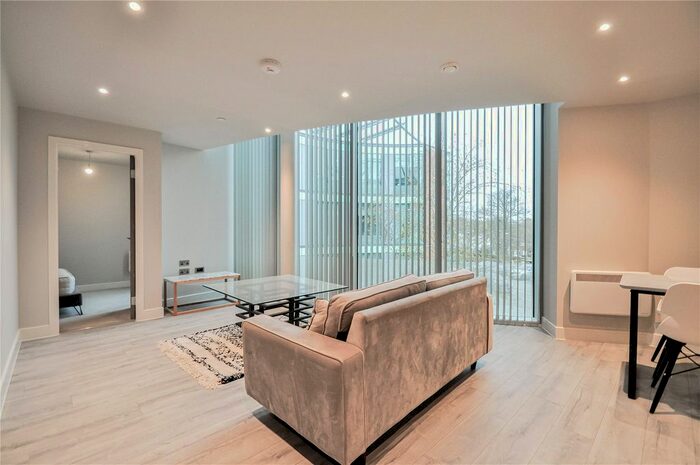 1 Bedroom Flat To Rent In Wokingham Road, Bracknell, Berkshire RG42