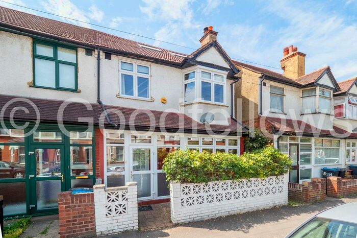 4 Bedroom Semi-Detached House To Rent In Grove Road, South Wimbledon, SW19