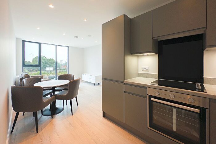 1 Bedroom Flat To Rent In Regent Plaza, Block B, Oldfield Road, Salford, M5