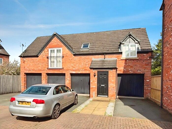 2 Bedroom Coach House For Sale In Lime Wood Close, Hoole, Chester, CH2