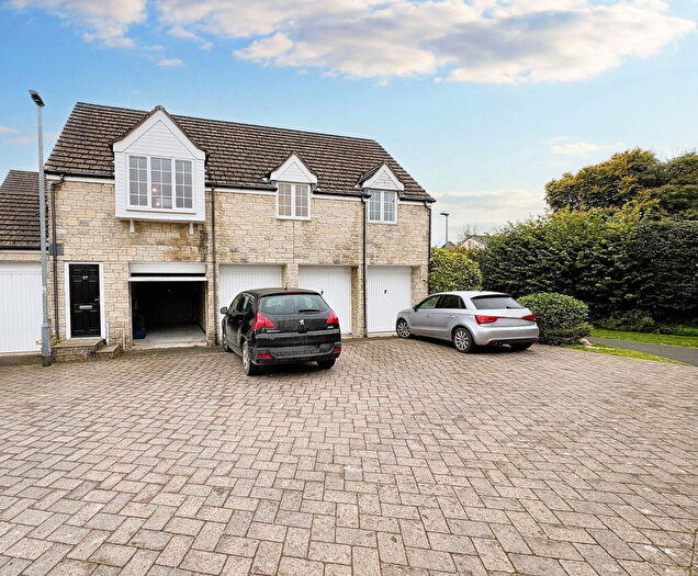 2 Bedroom Coach House For Sale In Manor Way, Tavistock..., PL19