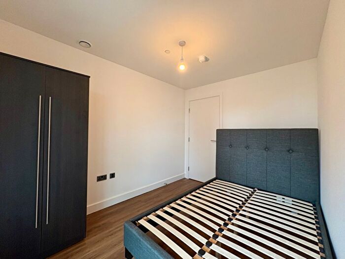2 Bedroom Flat To Rent In Jerrard Street, London, SE13