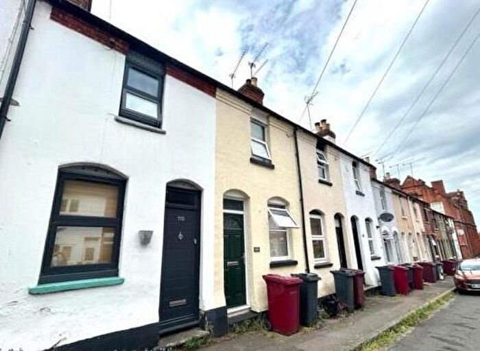 2 Bedroom Terraced House To Rent In Blenheim Gardens, Reading, RG1