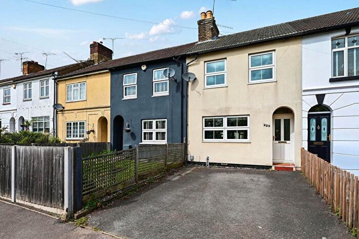 2 Bedroom Terraced House To Rent In Lynchford Road, Farnborough, GU14