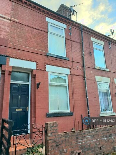 2 Bedroom Terraced House To Rent In Pinnington Road, Manchester, M18