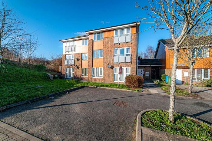 1 Bedroom Flat To Rent In Whiting Crescent, Faversham, Kent, ME13