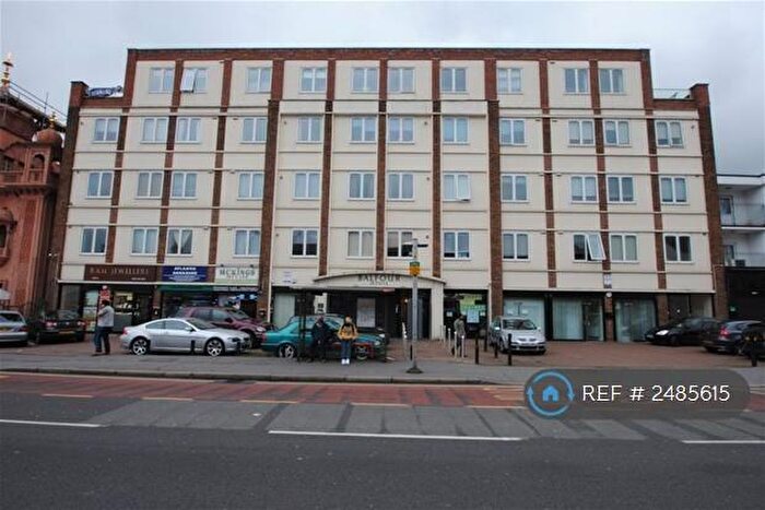 2 Bedroom Flat To Rent In High Road, Ilford, IG1