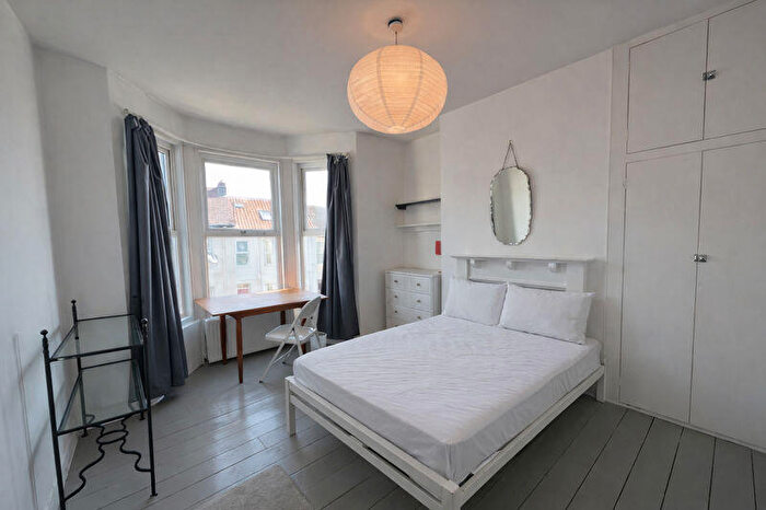 4 Bedroom Terraced House To Rent In Queens Park Road, Brighton, BN2