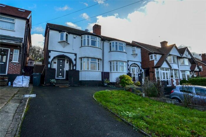 3 Bedroom Semi-Detached House To Rent In Redditch Road, Kings Norton, Birmingham, West Midlands B38