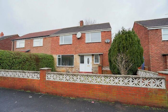 3 Bedroom Semi-Detached House To Rent In Fair View, West Rainton, Houghton-le, Spring, DH4