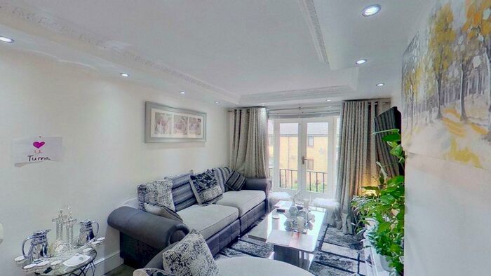 2 Bedroom Apartment To Rent In Kennet Street, Wapping, London, E1W