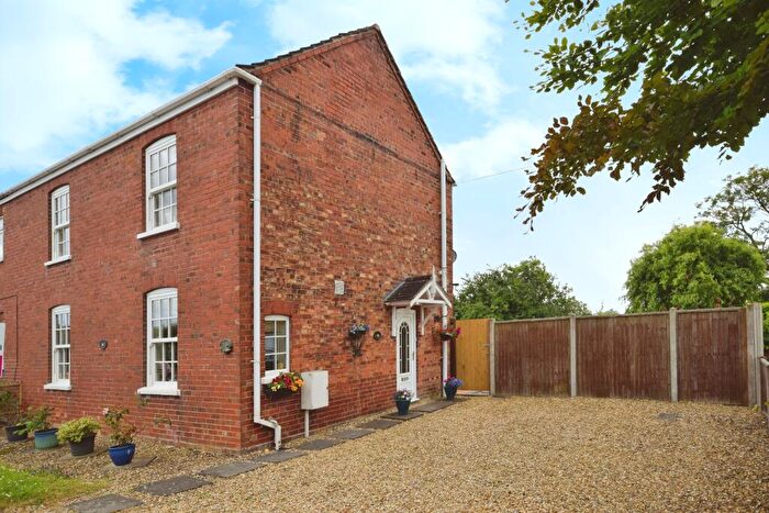 3 Bedroom Semi-Detached House For Sale In Station Road, Burgh Le Marsh, PE24