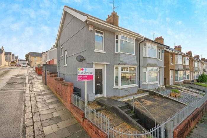 3 Bedroom Semi Detached House For Sale In Fullerton Road, Plymouth, PL2