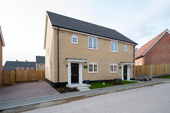 3 Bedroom Semi-Detached House For Sale In Kingsfleet, Josiah Drive, Thetford, Norfolk, IP24