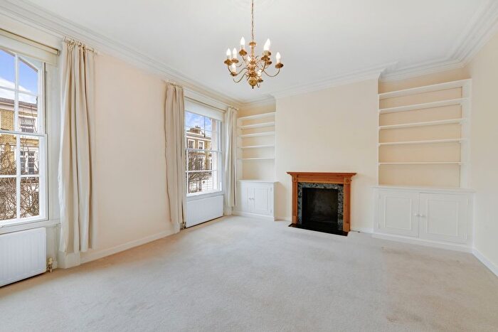2 Bedroom Flat To Rent In Gunter Grove, London, SW10