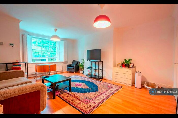 2 Bedroom Flat To Rent In Highbury Hill, London, N5