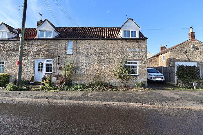 3 Bedroom Cottage For Sale In Lincoln Road, Ingham, LN1