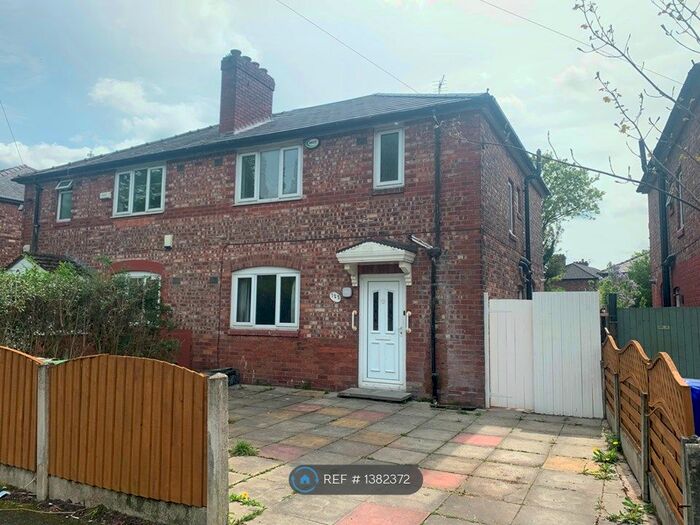 3 Bedroom Semi-Detached House To Rent In Mauldeth Road West, Withington, Manchester, M20