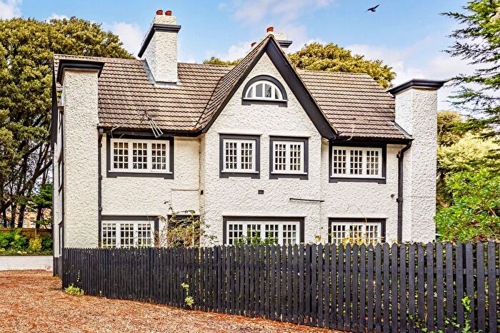 6 Bedroom Detached House For Sale In St. Catherines Road, Bournemouth, BH6