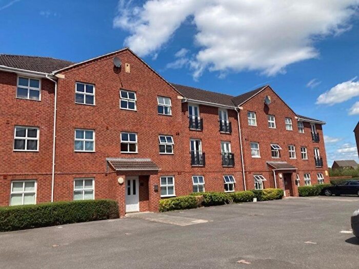 2 Bedroom Flat To Rent In Bedroom Apartment, Lynmouth Housewelland Road, Hilton, DE65