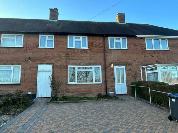 Houses for sale in Grove Farm Drive, Sutton Coldfield, B75