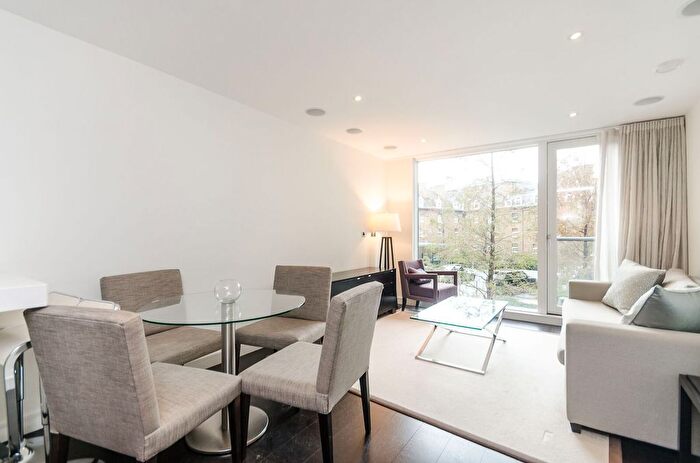 1 Bedroom Flat To Rent In Grosvenor Waterside, Pimlico, London, SW1W