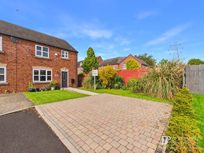 3 Bedroom End Of Terrace House For Sale In Blackberry Rise, Belper, DE56