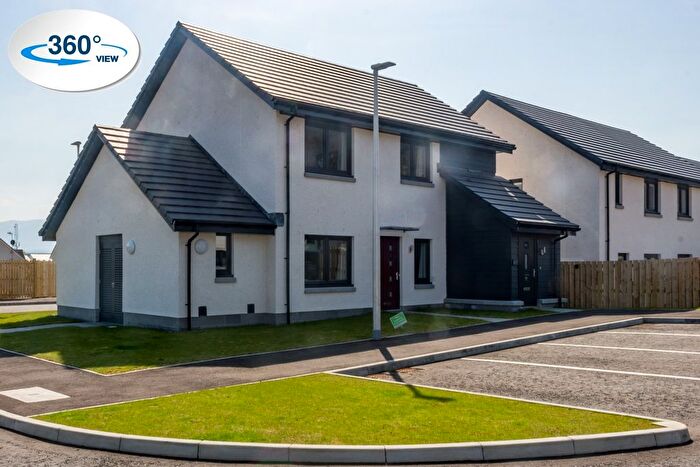 2 Bedroom Flat To Rent In Ben Avon Place, Aviemore, PH22