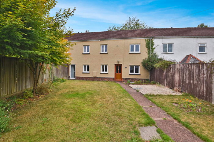 3 Bedroom Cottage For Sale In Middle Mill Lane, EX15