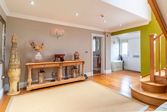 5 Bedroom Detached House For Sale In Riche Close, Felsted, CM6