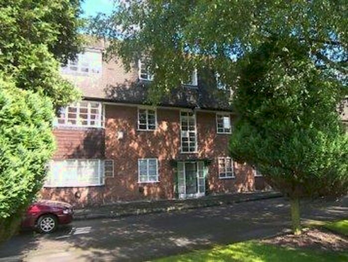 3 Bedroom Apartment To Rent In Viceroy Court, Wilmslow Road, Didsbury, M20