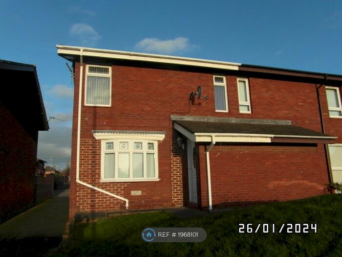 3 Bedroom Semi-Detached House To Rent In Milling Court, Gateshead, NE8