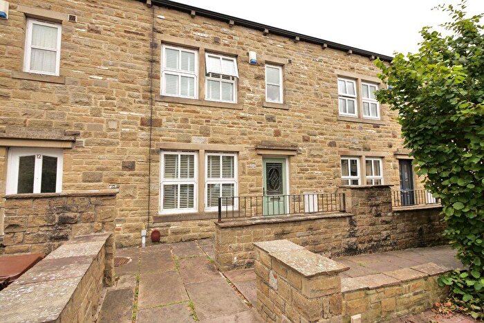 4 Bedroom Town House For Sale In Victoria Mews, Earby, Lancashire, BB18