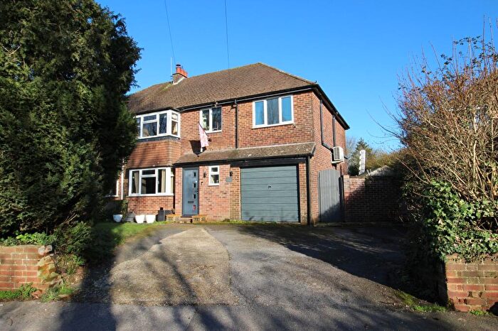 4 Bedroom Semi Detached House For Sale In St. Margarets Lane, Titchfield, PO14