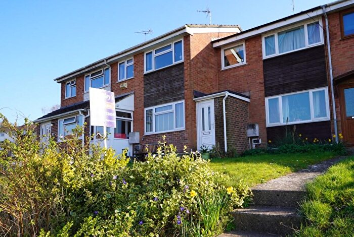 3 Bedroom Terraced House For Sale In Windrush, Highworth, SN6