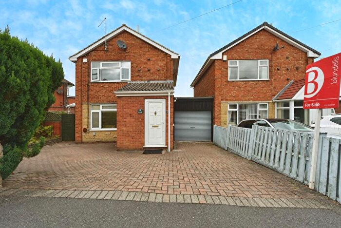 3 Bedroom Link Detached House For Sale In Birley Moor Close, Sheffield, South Yorkshire, S12