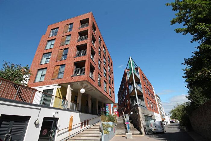 2 Bedroom Flat To Rent In Paintworks, Arnos Vale, Bristol, BS4