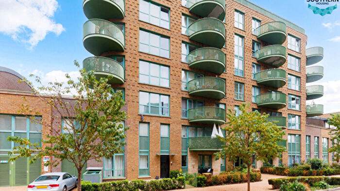 2 Bedroom Flat For Sale In Flat Deering House, Ottley Drive, Kidbrooke, SE3