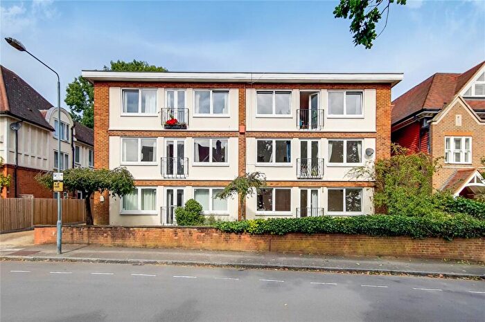 2 Bedroom Apartment For Sale In Liskeard Gardens, London, SE3