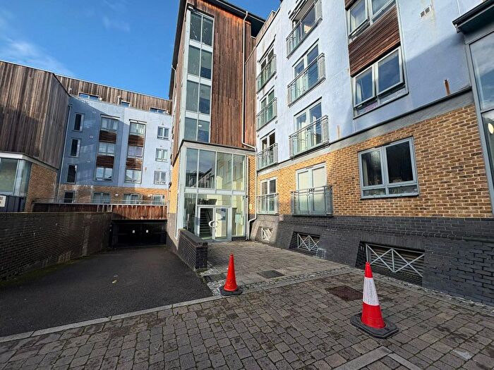 1 Bedroom Flat For Sale In Quayside Drive, Colchester, CO2