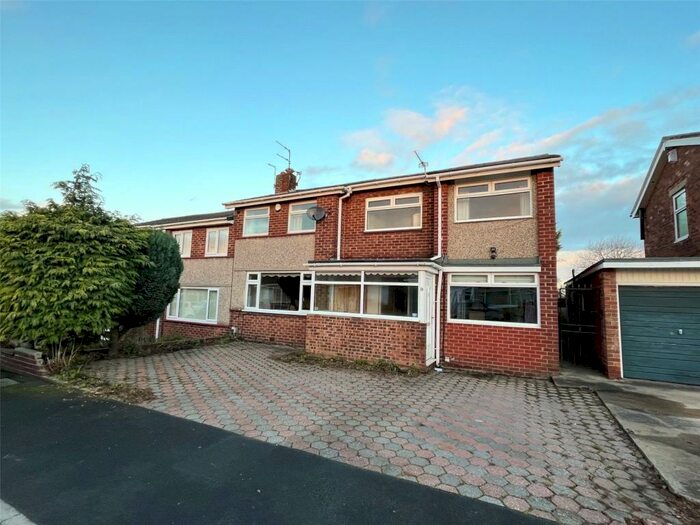 Houses for sale & to rent in NE21 6HR, Denham Grove, Winlaton And High