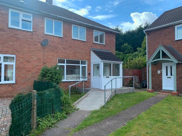 3 Bedroom Semi-Detached House To Rent In Fullelove Road, Walsall, West Midlands, WS8