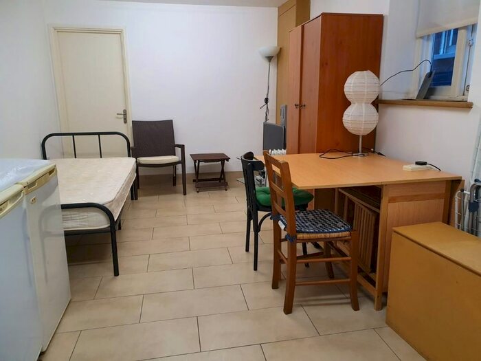 Studio To Rent In Chandos Avenue, London, N20