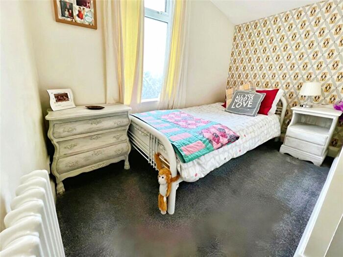 3 Bedroom End Of Terrace House For Sale In Hatfield Road, Ramsgate, Kent, CT11