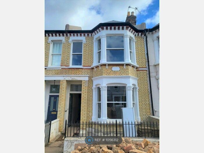5 Bedroom Terraced House To Rent In Leathwaite Road, London, SW11