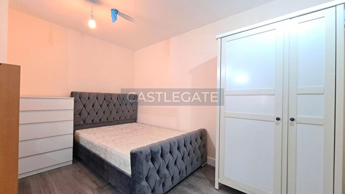 1 Bedroom Flat To Rent In Westgate Apartments, Huddersfield, HD1
