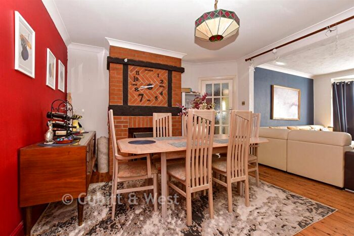 2 Bedroom Detached Bungalow For Sale In Stafford Road, Caterham, Surrey, CR3