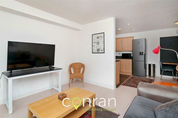 2 Bedroom Apartment To Rent In Charlton Road, London, SE7