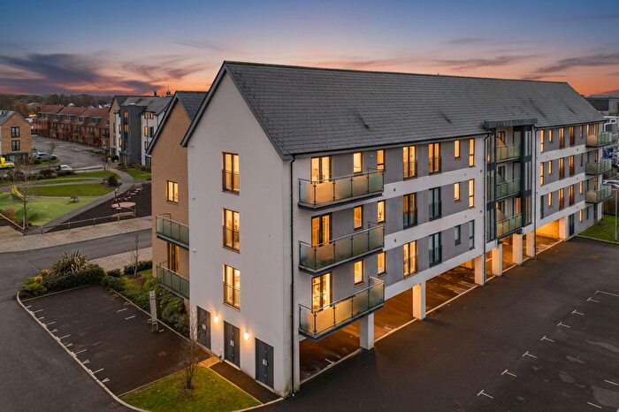 2 Bedroom Flat For Sale In Ruston Close, Reading, RG2