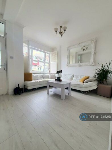 2 Bedroom Terraced House To Rent In Constance Road, Sutton, SM1